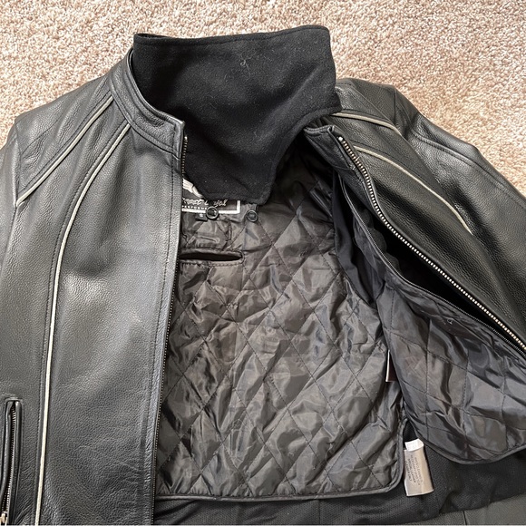 Motorcycle Jacket - Picture 5 of 6